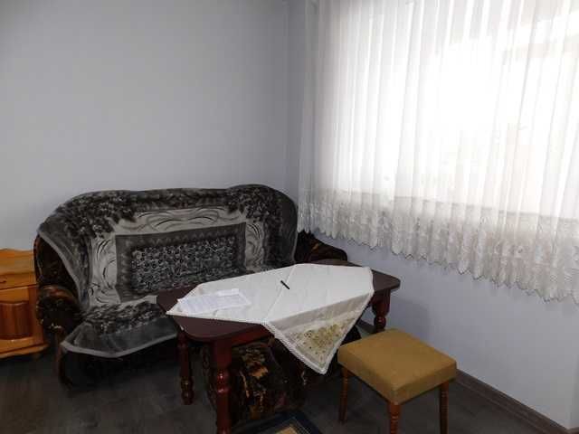 Дава се под наем Едностаен апартамент в Търговище, Център - 42 кв.м за 204 € - Снимка #3