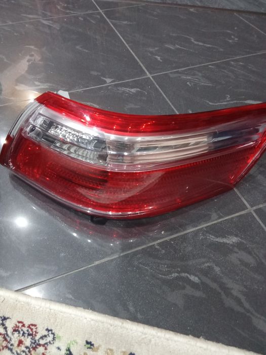 Фонарь задний правый Toyota камри40