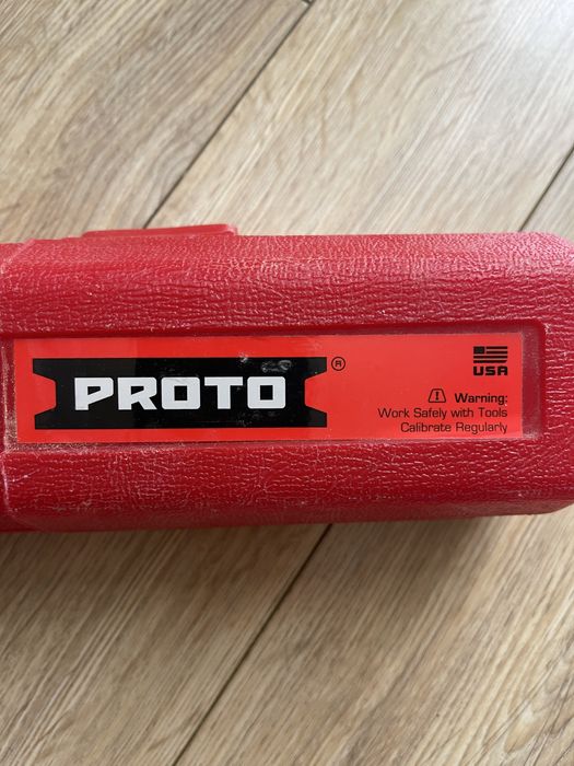 Динамометрический ключ Stanley