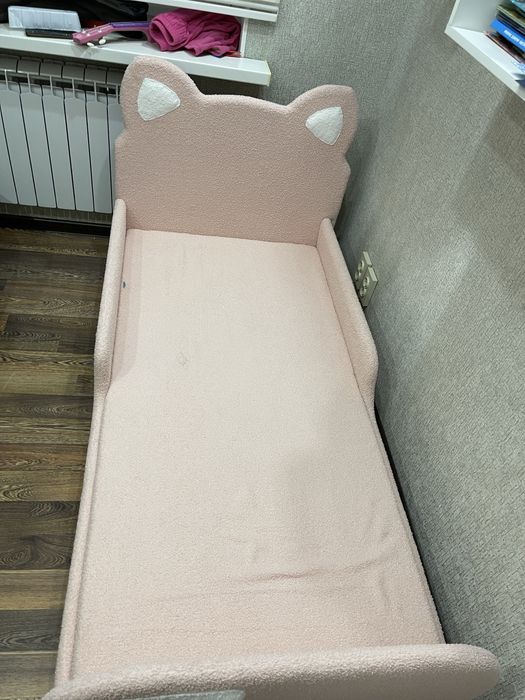 Кровать детская, Төсек.