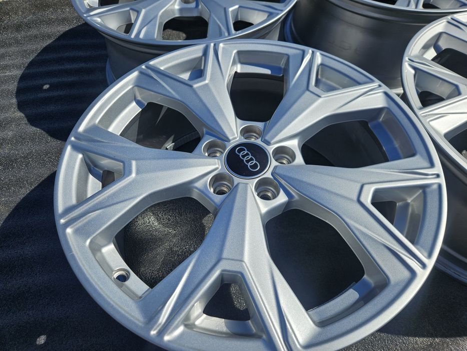 Vând jante r17 Audi A 1 5×100