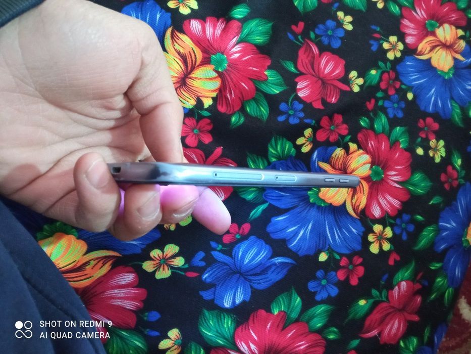 Samsung galaxy j6 aybi yo pul zarur shunga