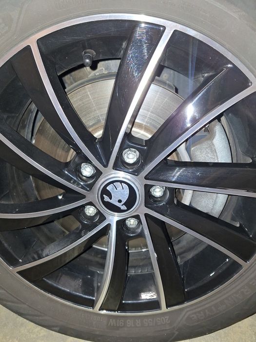 Продавам Гуми с Джанти