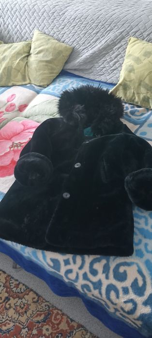 Продам шубу  размер 44-46