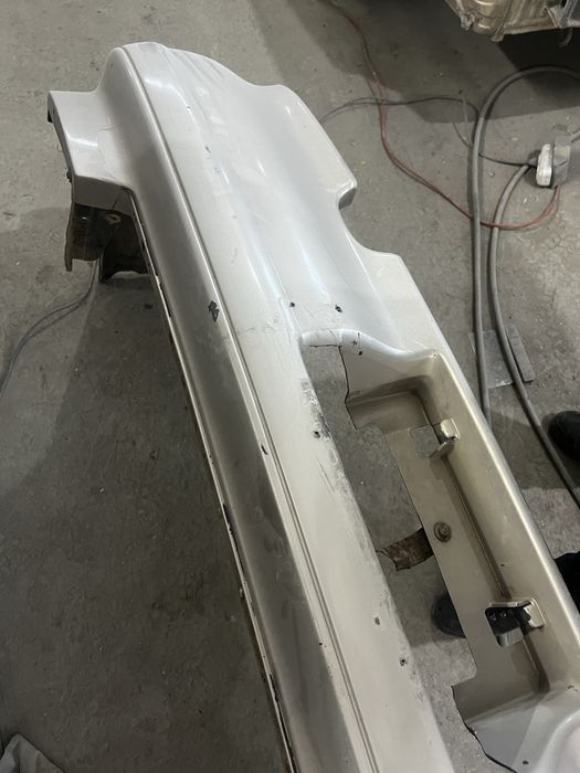 Бампер  ниссан максима