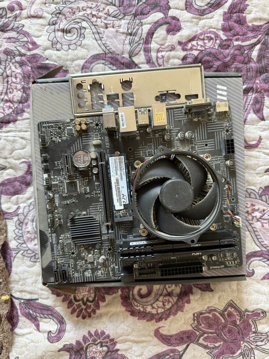 Матерински плата