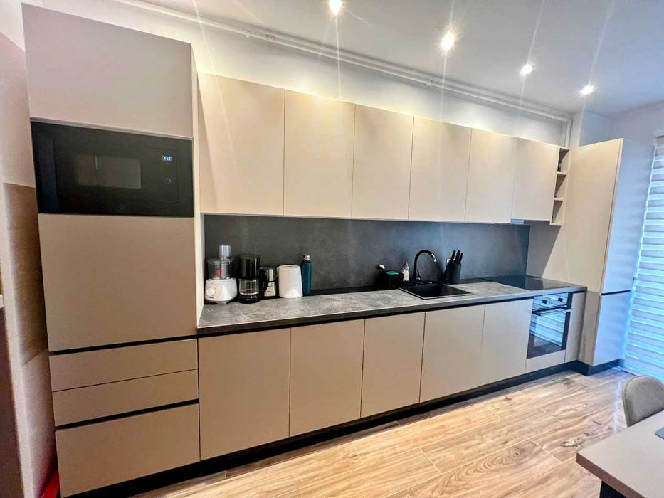 Apartament 2 camere / 2 bai / ISARAN / 84 mp + 10 balcon / Loc de parcare inclus / Mobilat si utilat / Disponibil imediat
