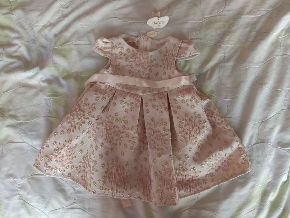 Нова рокля за 1 год.