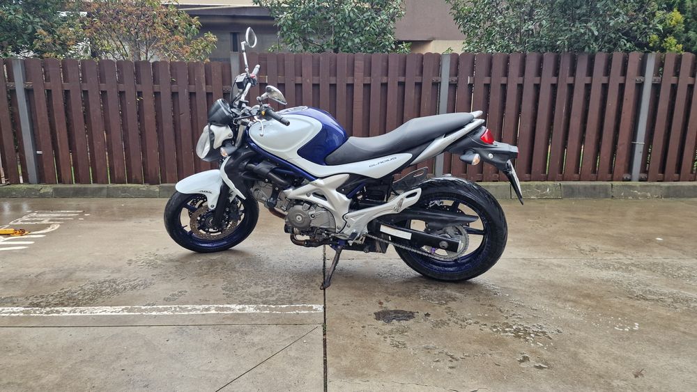 Suzuki SFV 650 Gladius ABS