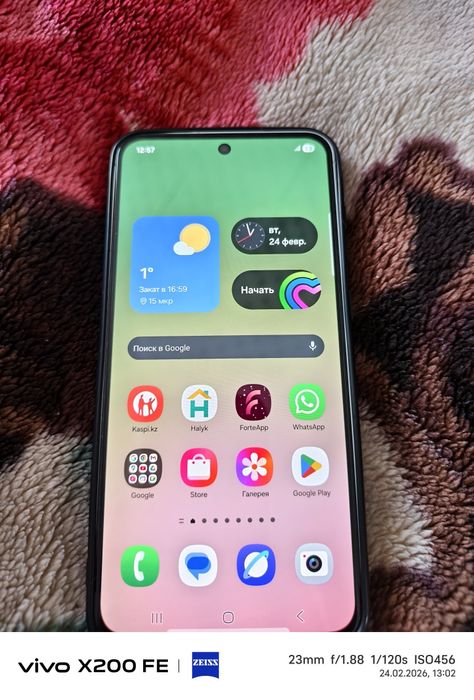 Самсунг А56 4/128