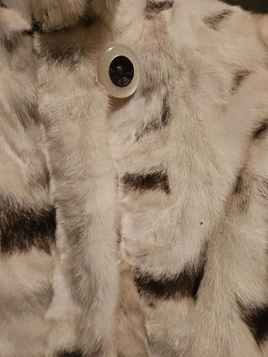 Vand haina blana naturala marimea 36