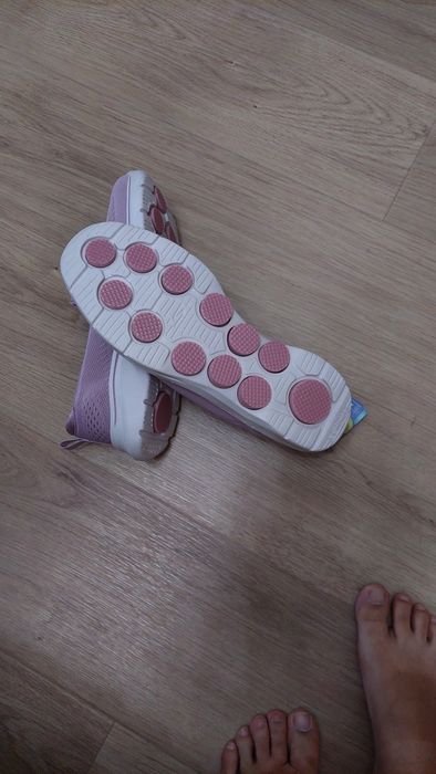 Скечерсы слипоны