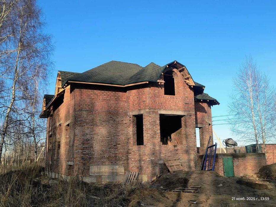 Продам большой дом РН Борки