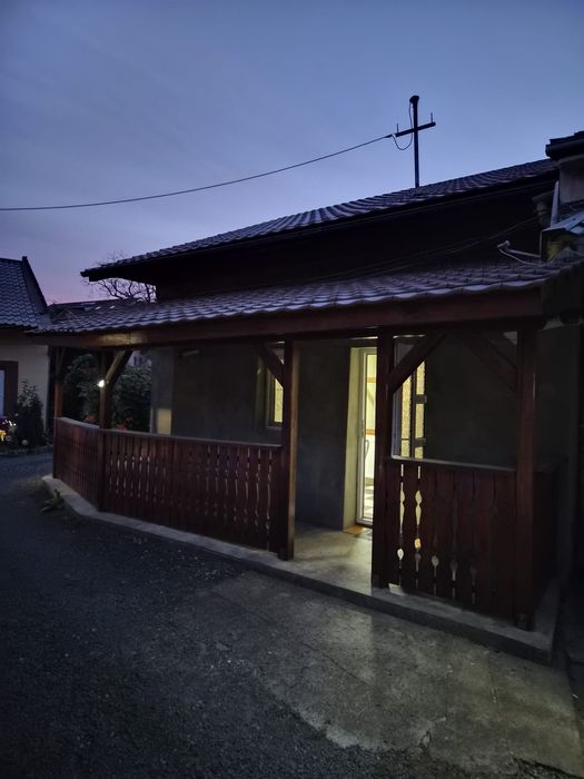 Apartament cu 2 camere in zona centrală