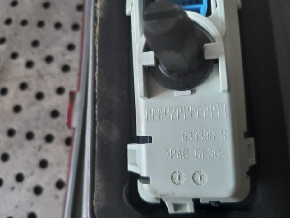 Stop tripla lampa dreapta haion mercedes e class w213 break 633398r