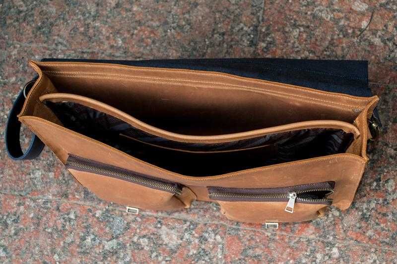 Servietă din piele naturală pentru documente și laptop. Geantă de umăr din piele pentru laptop
