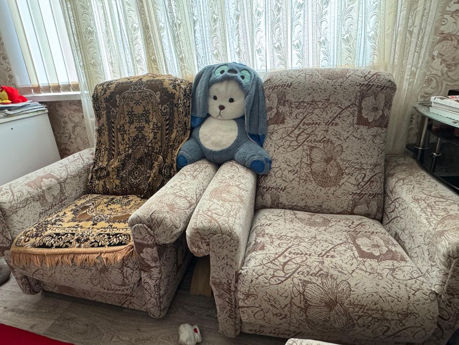 Диван раскладной с креслами