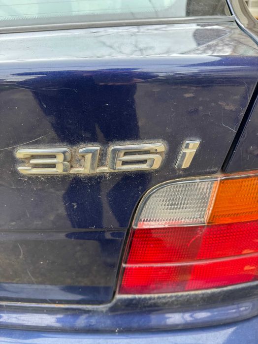 BMW 316i 1,6 купе бензин 1997 година за части
