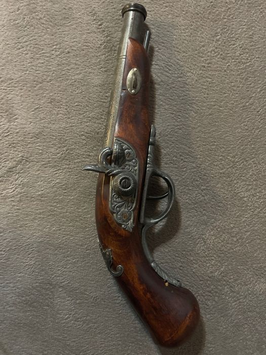 Кремъчен пищов реплика за механи и фолклор