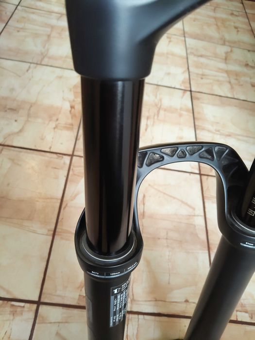 furca Rock Shox Pike manitou skareb