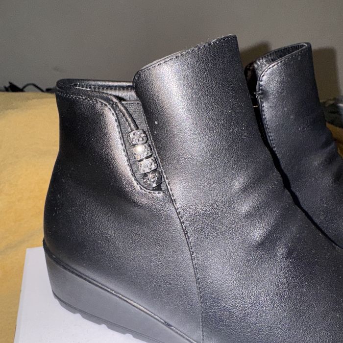 Ghete damă piele naturală cu platformă