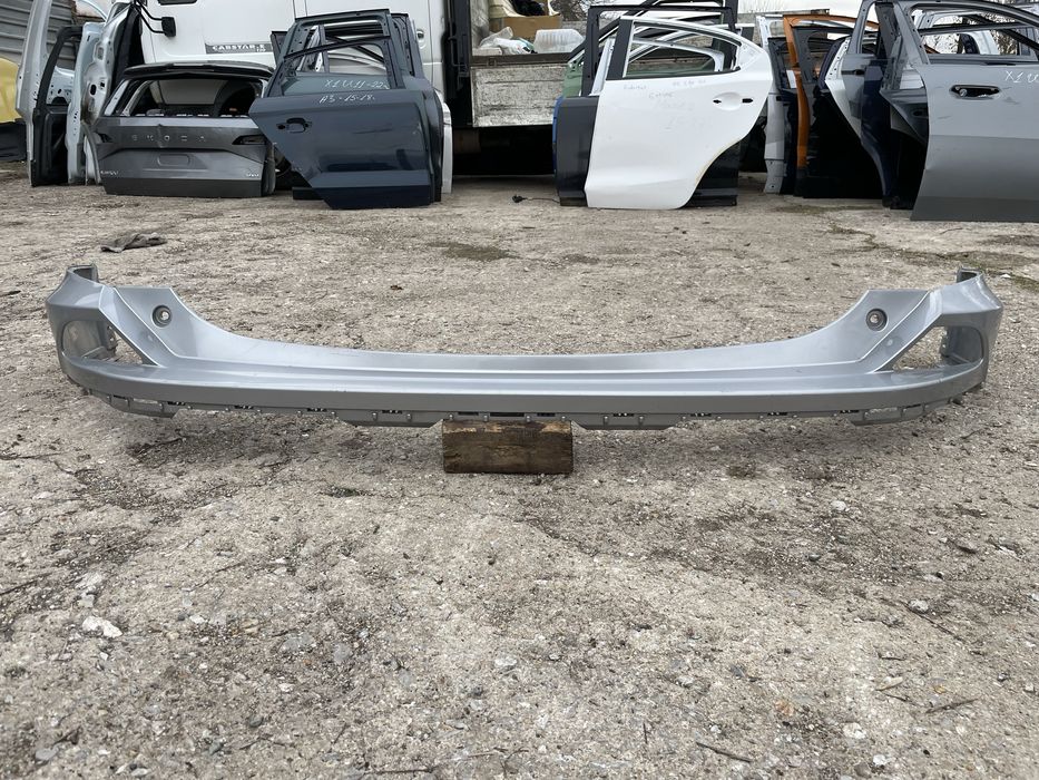 Задна броня за Toyota Rav4 Тойота Рав4  2016-2109г 3бр