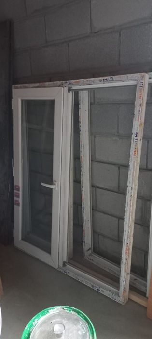 Продам пастик окно