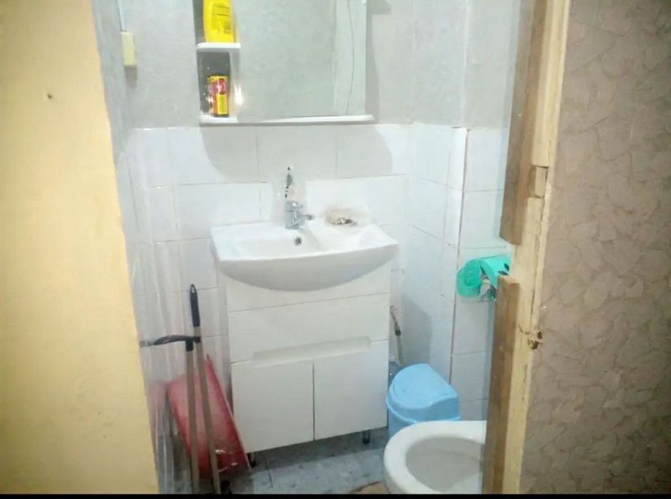 Продам 2 комнатную квартиру
