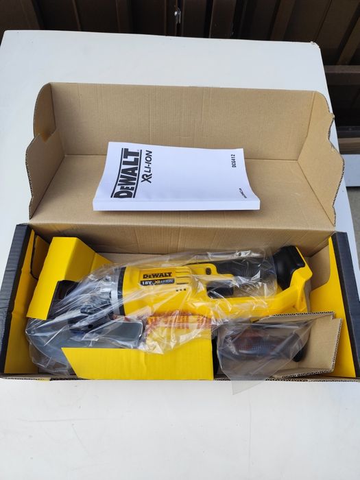 Нов акумулаторен ъглошлайф Девалт DeWALT DCG412  18V
