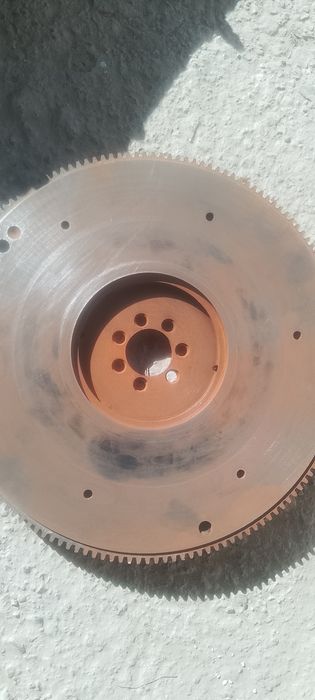 Газельге бу запчасттар бар.