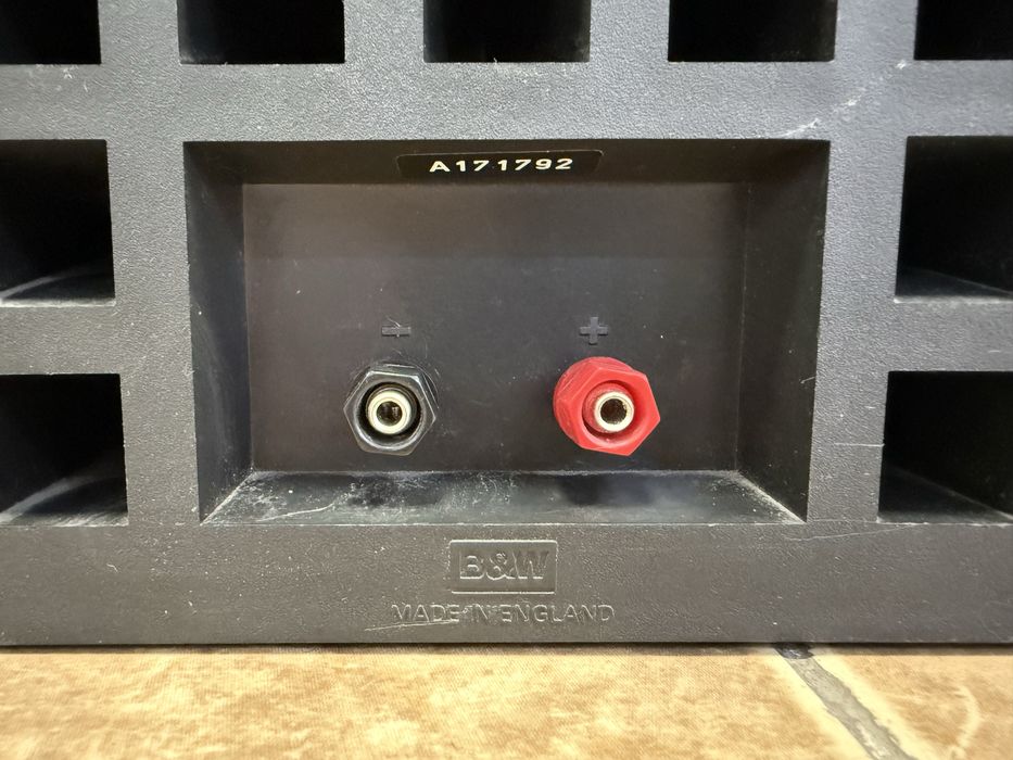 Bower & Wilkins DM-302  made in England!
