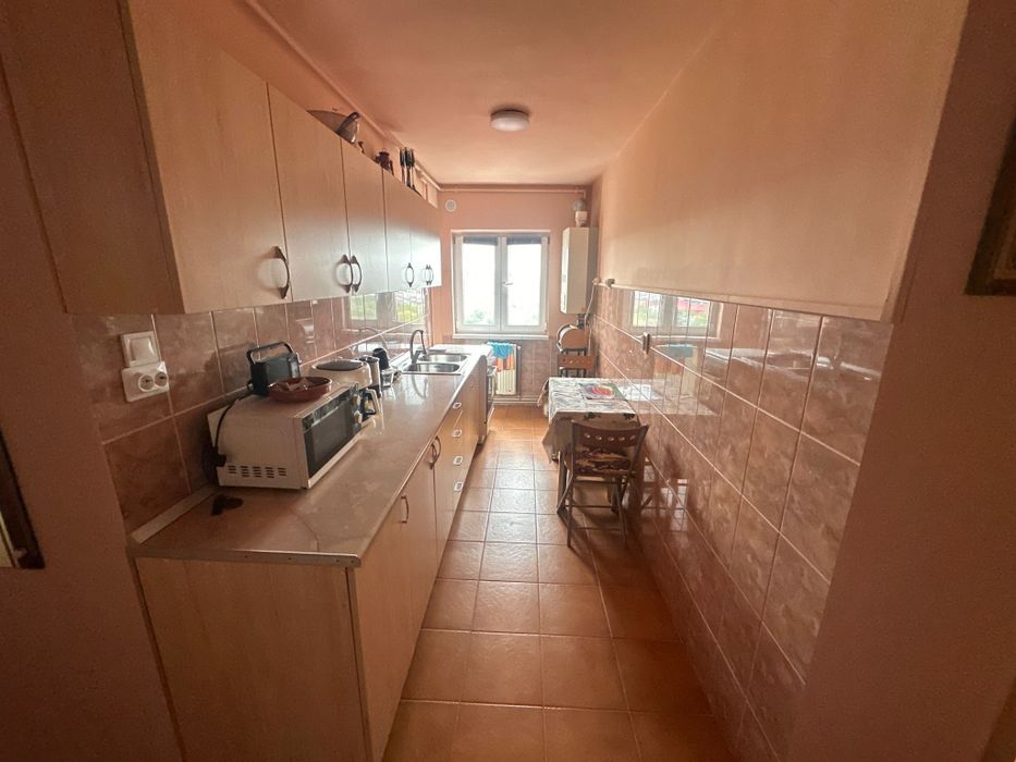 De închiriat: apartament 2 camere,complet mobilat,Vasile Aaron