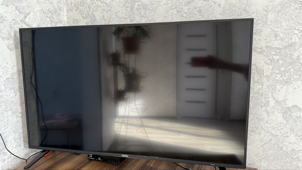 Продается телевизор Haer