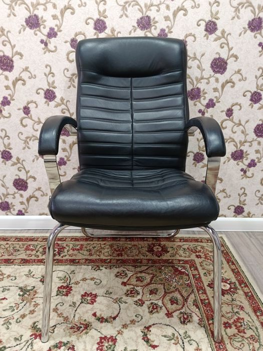 Продам кресло, офисный