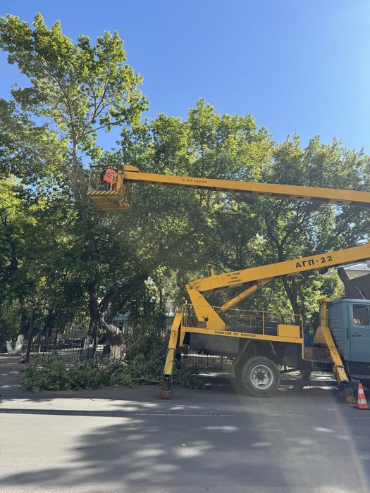 Продам Зил Агп автовышка