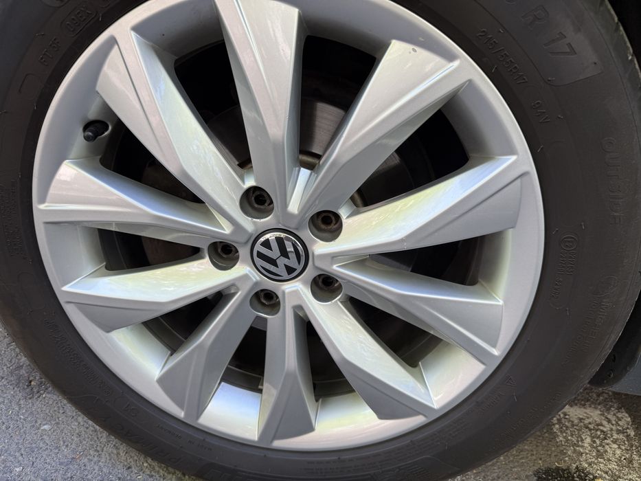 Roti cu jante originale seat ateca r17