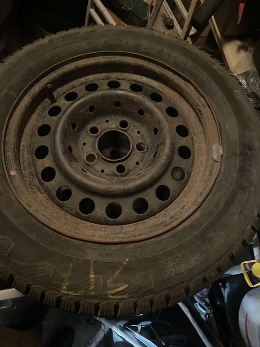 Продам резину с железками