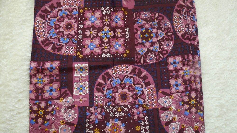 Платове-6 вида- на отделни парчета плат