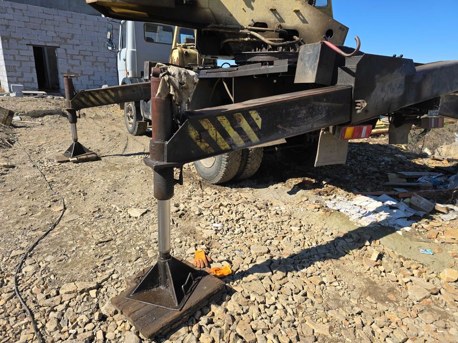 Автокран МАЗ «Ивановец»