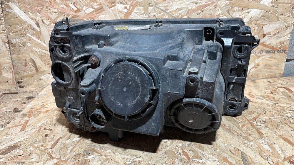 Far/Faruri Stanga-Dreapta Range Rover 2005 Xenon Xbc501642lzn Complet