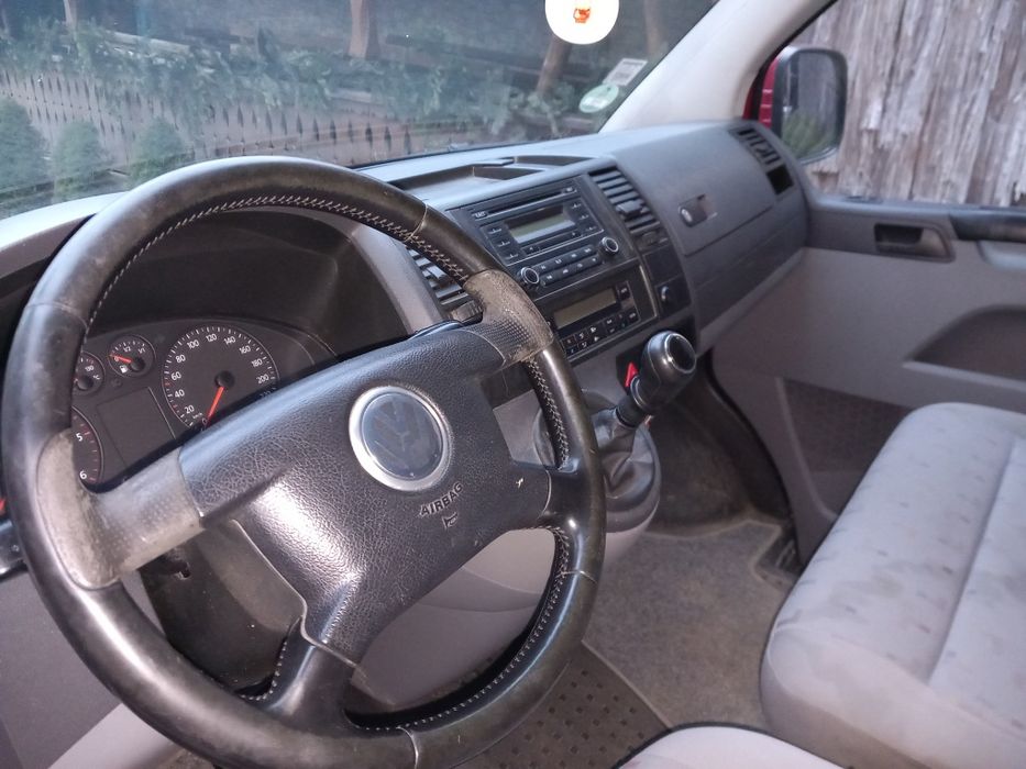 Vand VW T5 Caravelle model lung