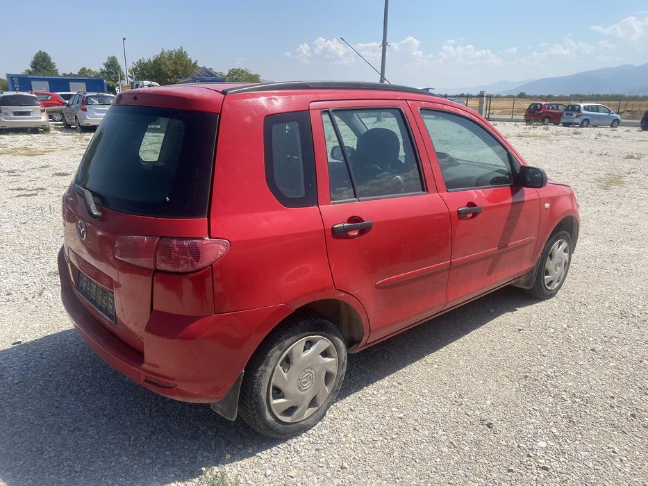 Мазда 2 1.25 на части