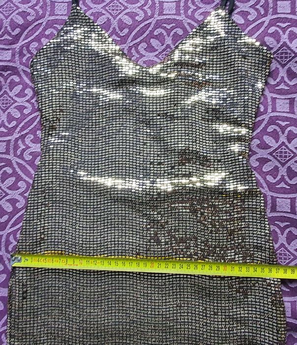 Rochie mini metalică Bershka, spate gol, mărimea S