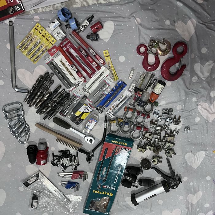 Хар хил турдаги инструмент