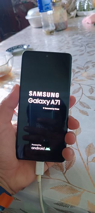 Samsung A71  128/6