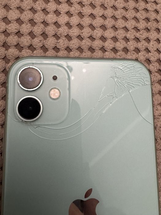 Iphone 11 продам