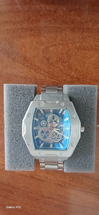 Richard Mille soati Narxi 129 ming soʻm