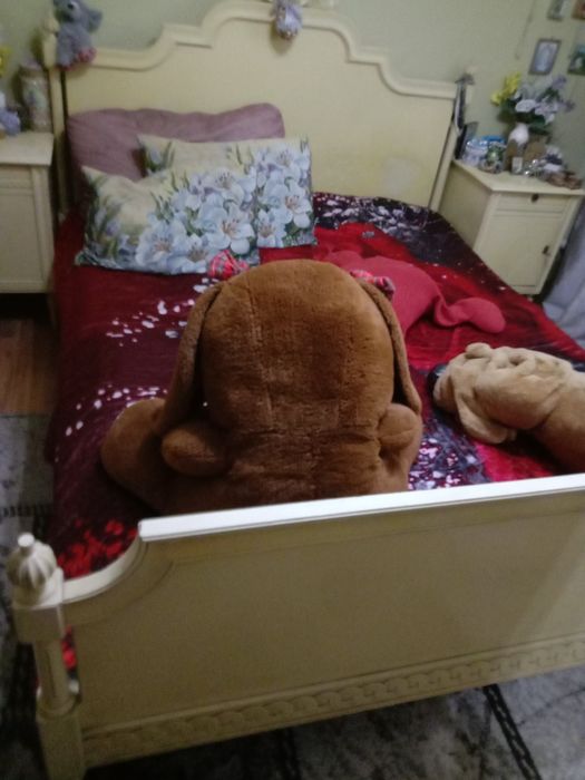 Продам спальный гарнитур