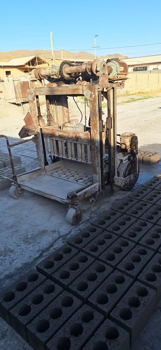 Битон блок чикаройдигон апарати сотилади