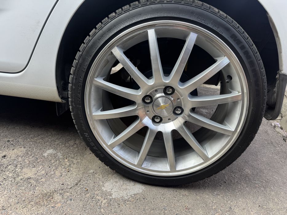 Optra Diskani ozi R17 J7 300$